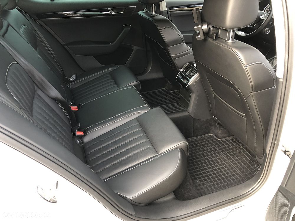 Skoda Superb 2.0 TDI SCR 4x4 L&K DSG - 33