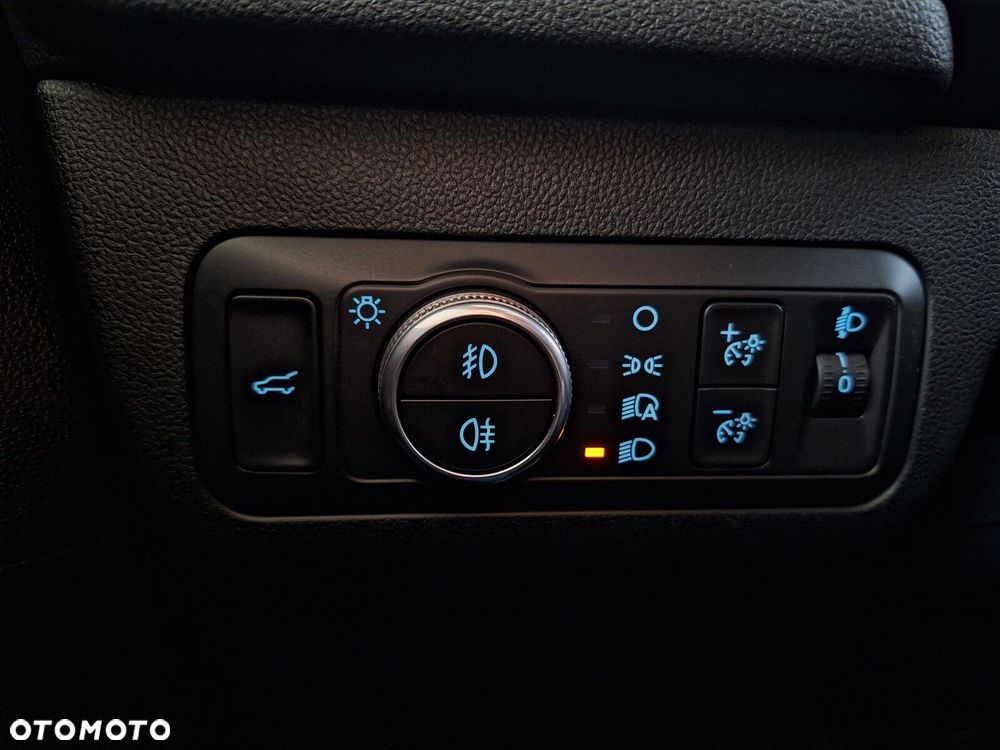 Ford Kuga 1.5 EcoBoost FWD ST-Line X - 38