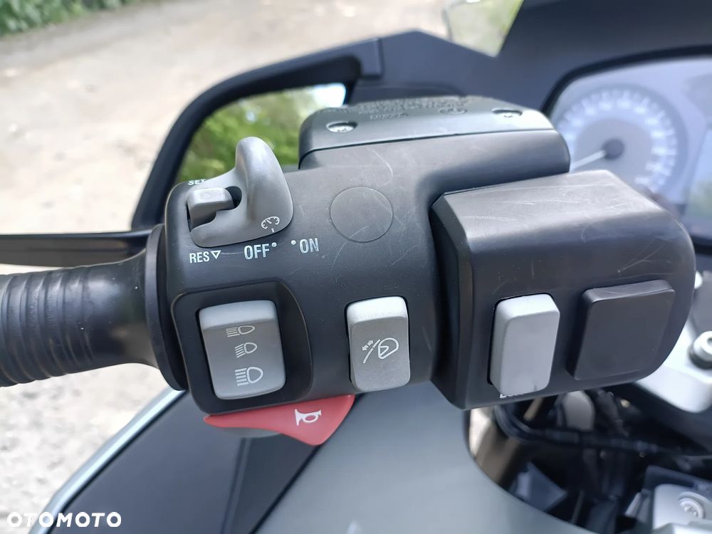 BMW RT - 12