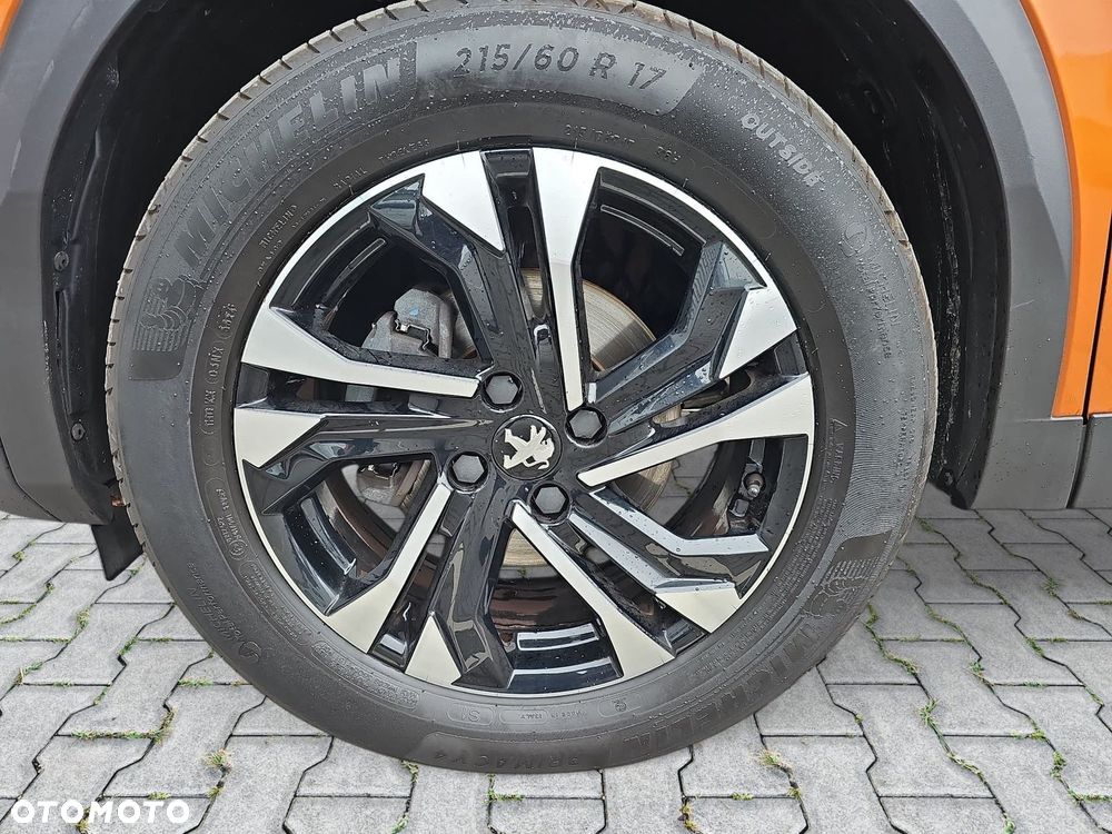 Peugeot 2008 - 9