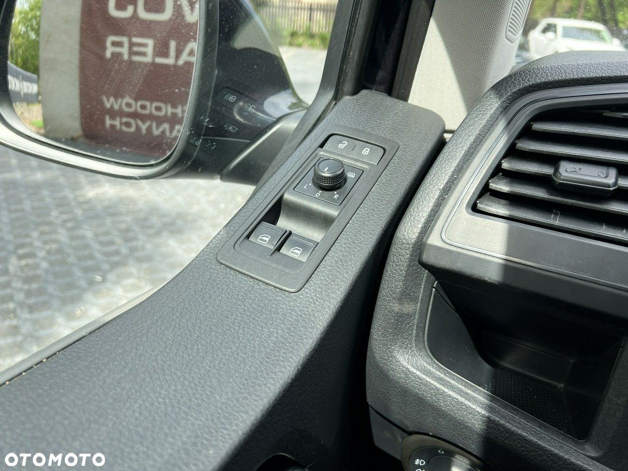 Volkswagen Caravelle 2.0 TDI L2 Highline DSG - 20