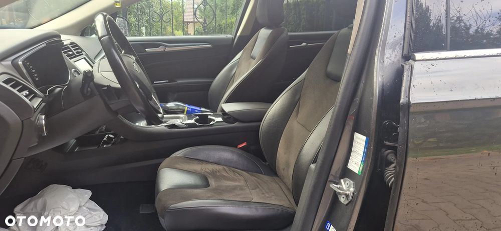 Ford Mondeo 2.0 TDCi Titanium PowerShift - 5