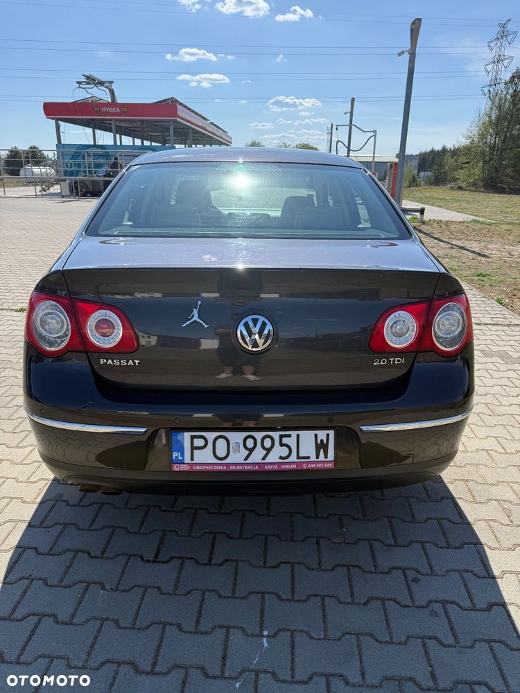 Volkswagen Passat 2.0 TDI DPF Comfortline - 3