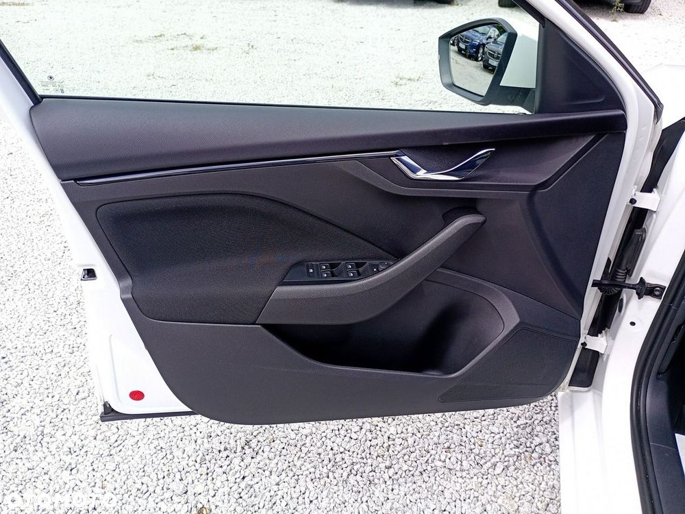 Skoda Scala 1.0 TSI Selection - 17