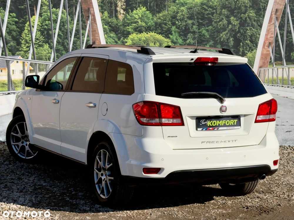 Fiat Freemont 2.0 Multijet 16V DPF Automatik Allrad Lounge - 32