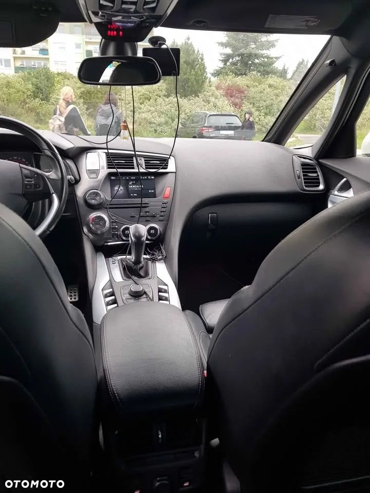 Citroën DS5 2.0 HDi SportChic - 1