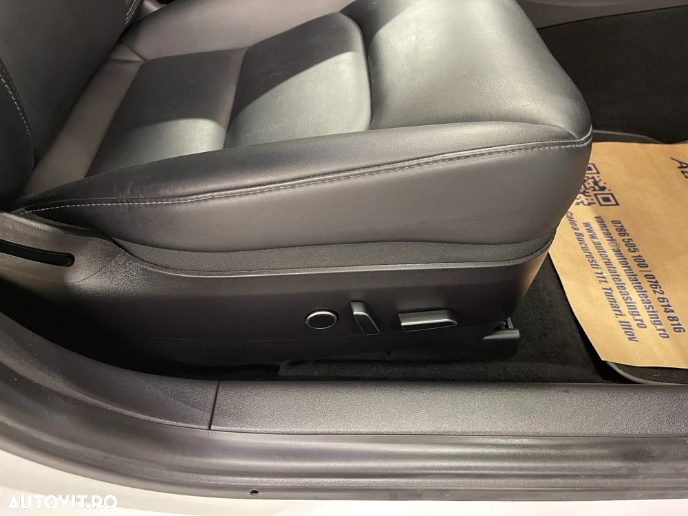 Tesla Model 3 Langstreckenbatterie Allradantrieb Dual Motor - 27