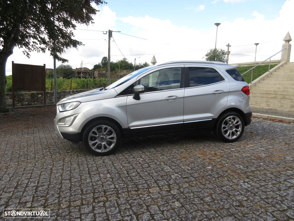 Ford EcoSport - 4