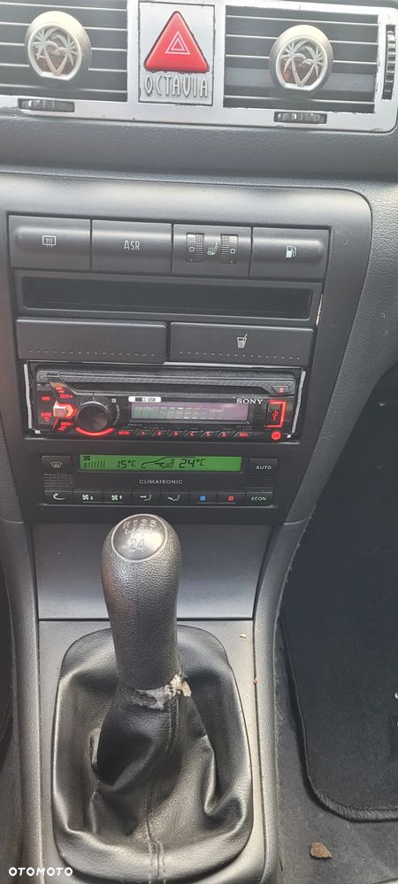 Skoda Octavia 1.8 T Combi Elegance - 16
