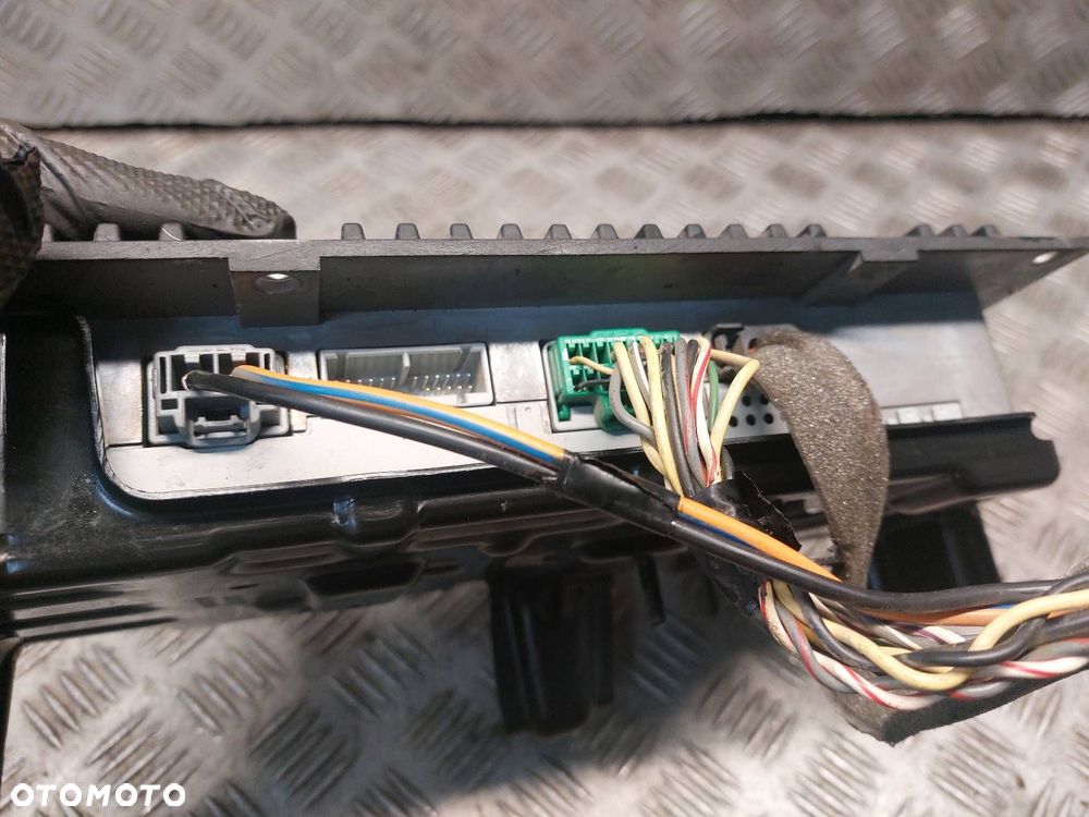 WZMACNIACZ AUDIO VOLVO C30 I 31282140 31210089 - 6