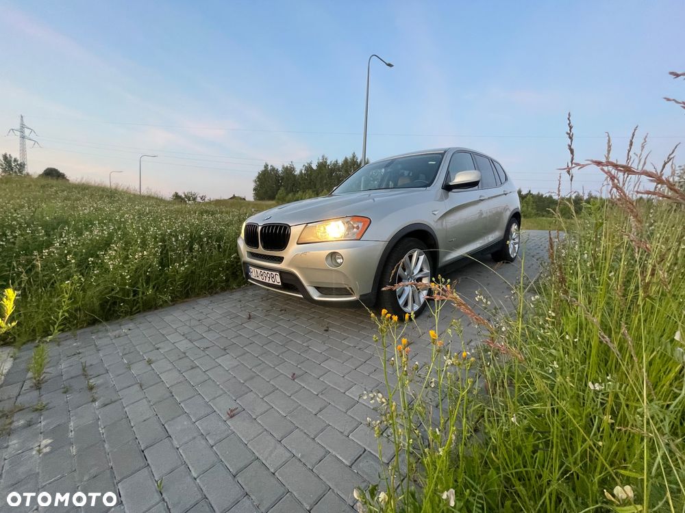 BMW X3 28i xDrive - 2