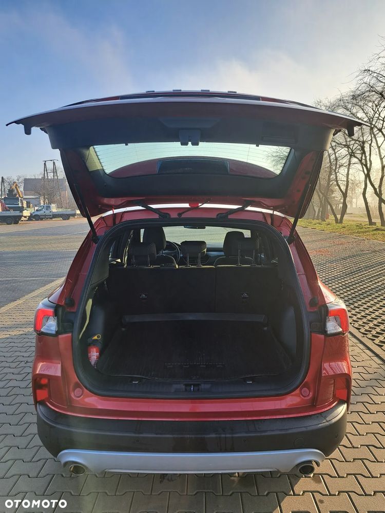 Ford Kuga 2.5 FHEV FWD Titanium - 11