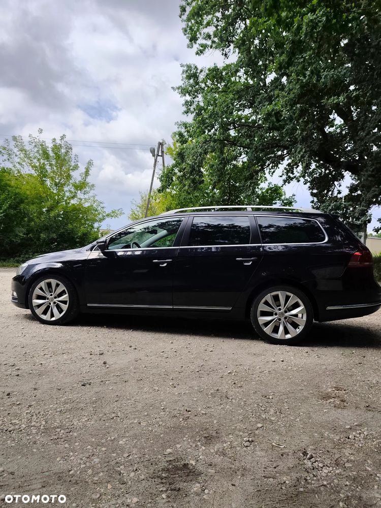 Volkswagen Passat 2.0 TDI DPF DSG Highline - 8