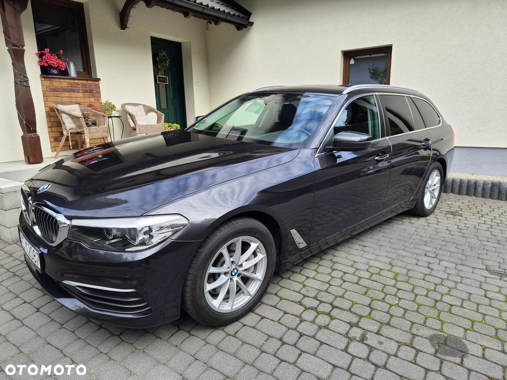BMW Seria 5 530i Luxury Line - 36