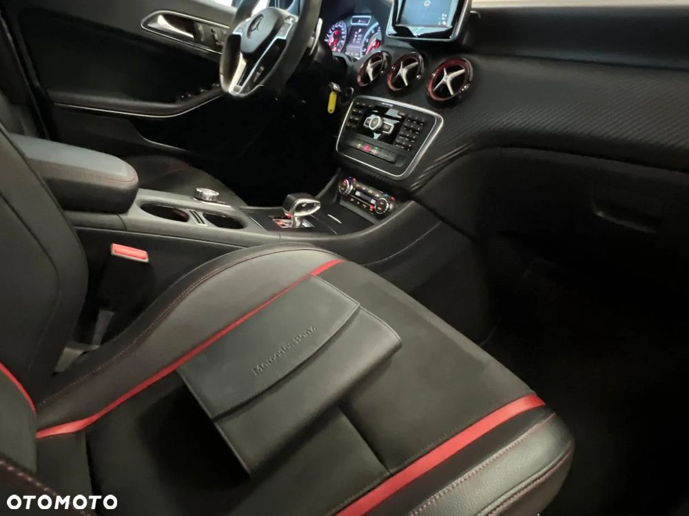 Mercedes-Benz Klasa A 45 AMG 4-Matic - 9