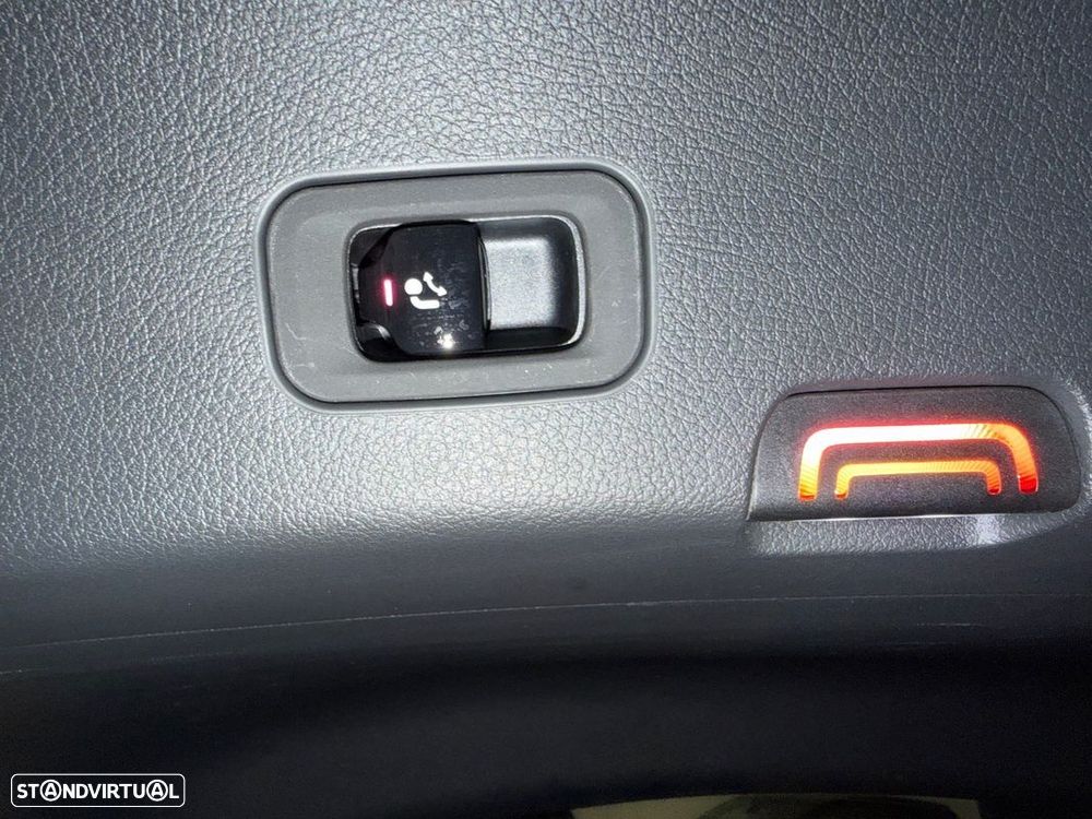 Mercedes-Benz GLC 300 de Coupe 4Matic - 7