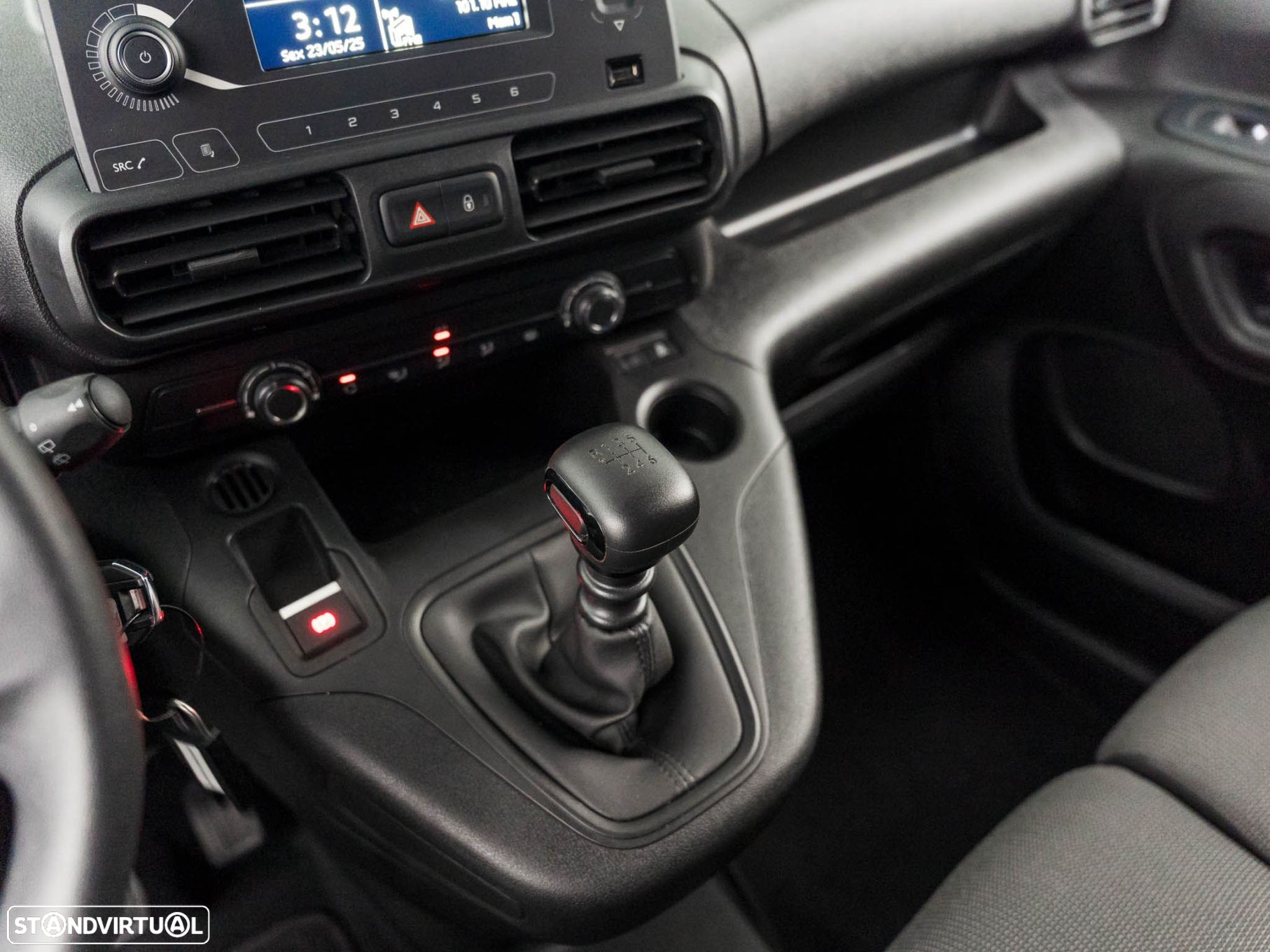 Peugeot Partner 1.5 BlueHDi Pro Standard - 20