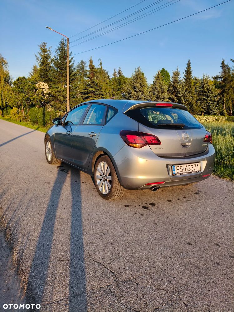 Opel Astra 1.4 T Cosmo - 5