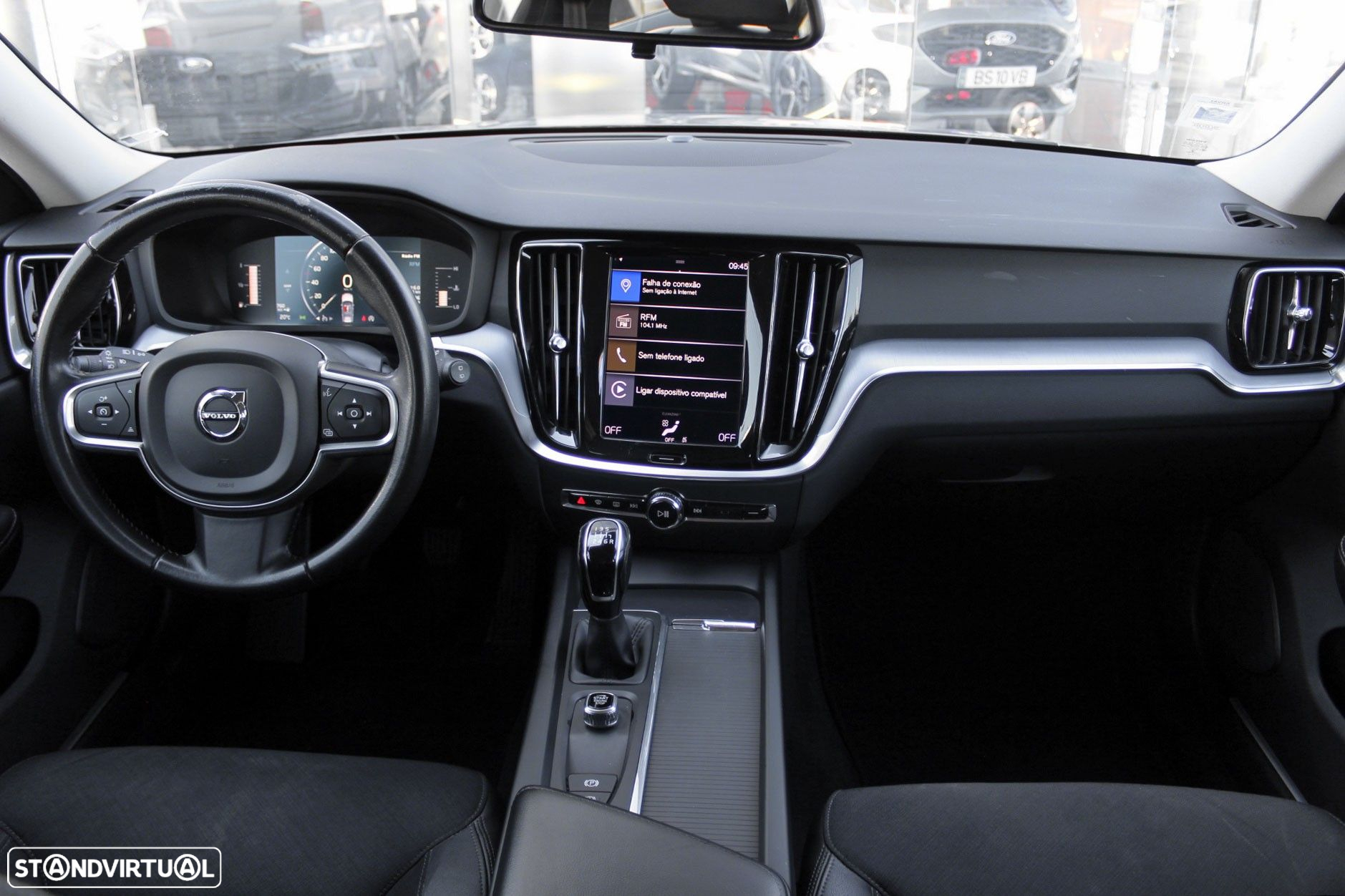 Volvo V60 2.0 D3 Momentum - 19