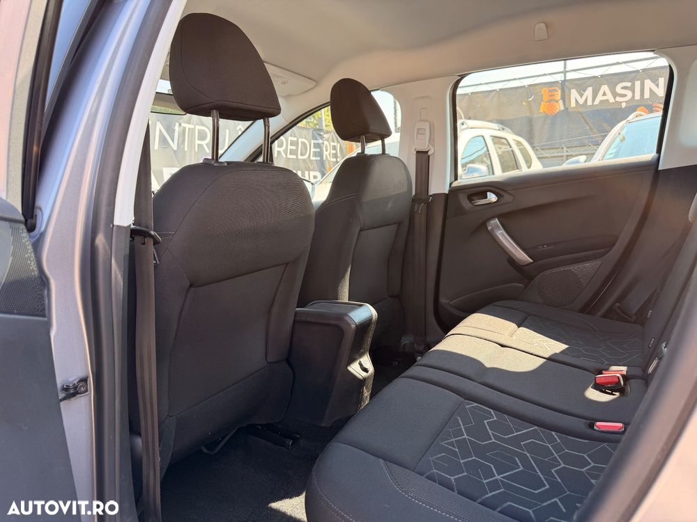 Peugeot 2008 1.2 VTi Active - 5