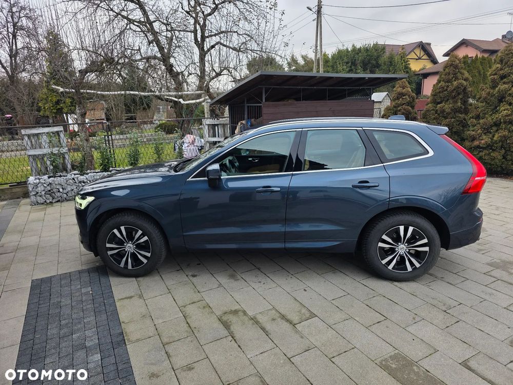 Volvo XC 60 D3 Momentum Pro - 1