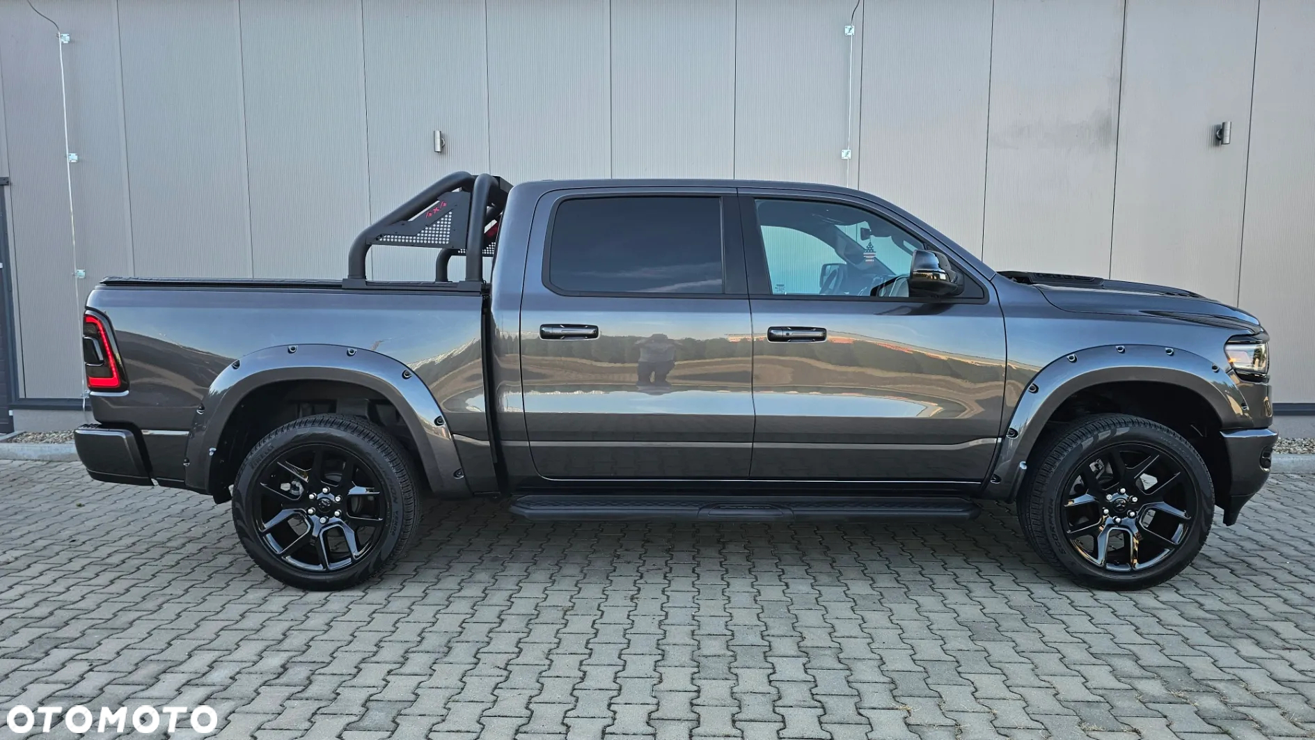 Dodge RAM 1500 5.7 4x4 - 6