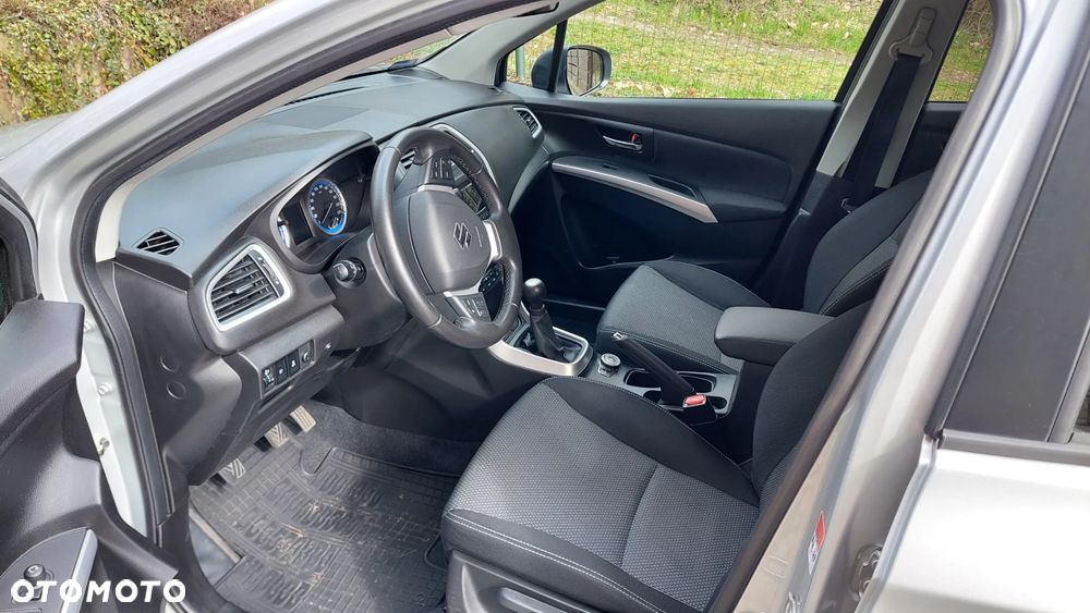 Suzuki SX4 S-Cross 1.6 Premium 4WD - 15
