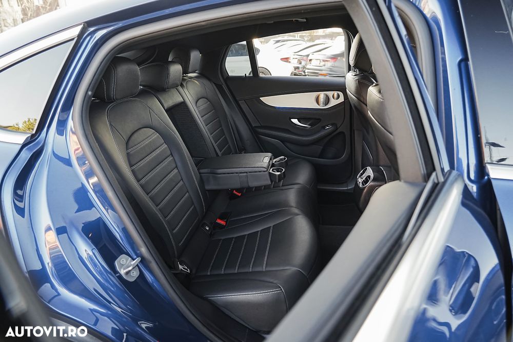 Mercedes-Benz GLC Coupe 200 4Matic 9G-TRONIC AMG Line - 24