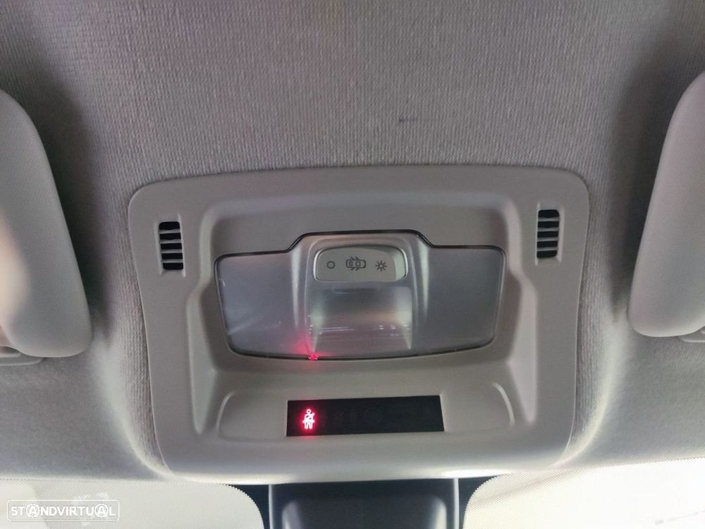 Citroën C3 1.2 PureTech C-Series - 26