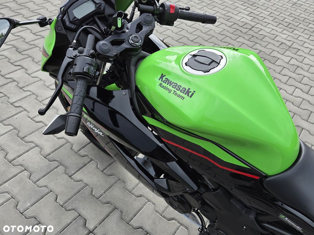 Kawasaki Ninja - 35