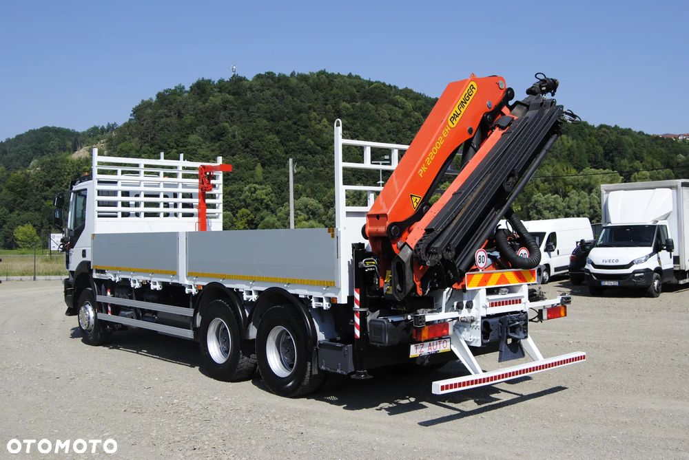 Iveco Trakker 410 6x4 SKRZYNIA 6.8m HDS PALFINGER 22002-eh / PILOT 5x wysów ROTATOR STAN IDEALNY - 8