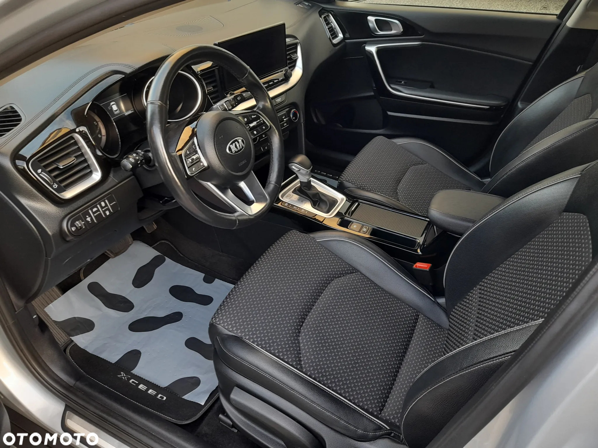 Kia XCeed 1.6 CRDi Eco-Dynamics+(48V Mild-Hybrid) DCT7 VISION - 12