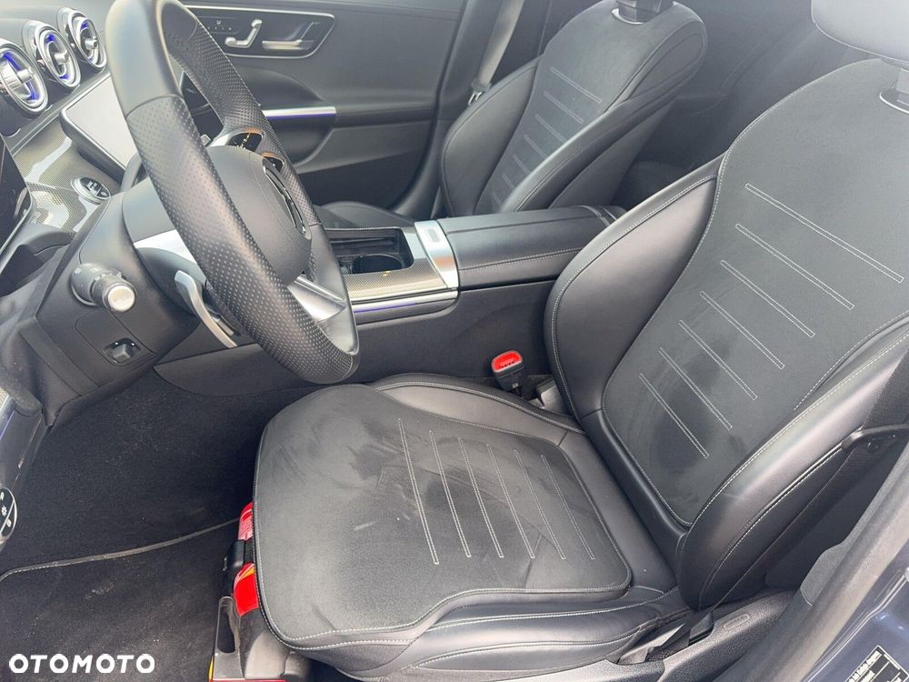 Mercedes-Benz Klasa C 220 d mHEV 4-Matic AMG - 17