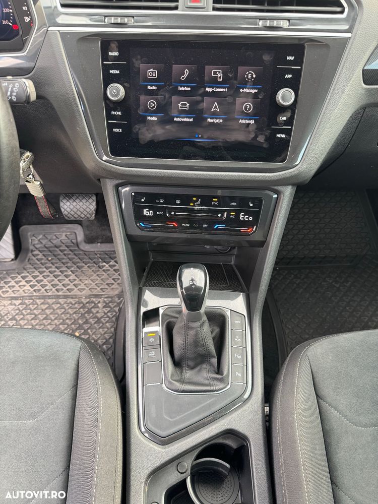 Volkswagen Tiguan - 15