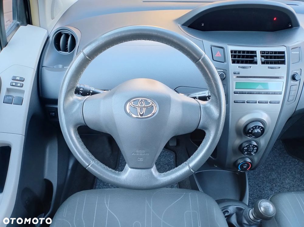 Toyota Yaris 1.33 Active - 20