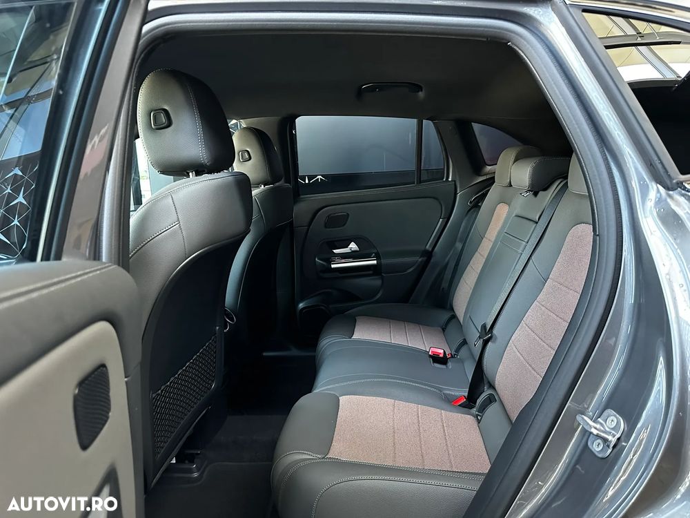 Mercedes-Benz EQA - 10