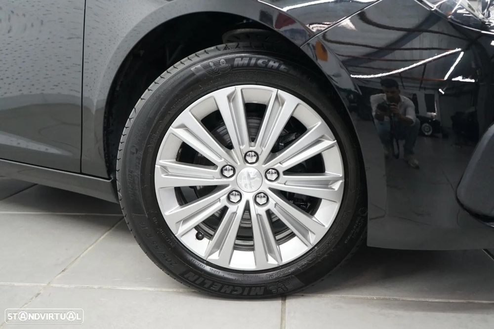 Peugeot 308 1.2 PureTech Allure Pack - 6