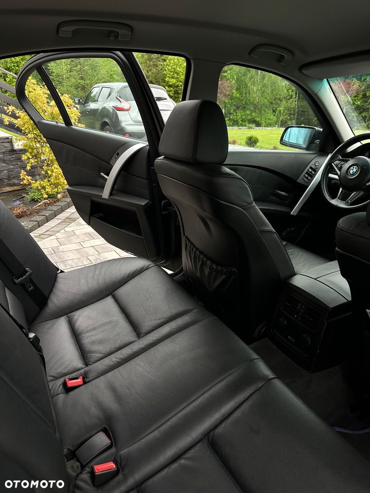 BMW Seria 5 - 12