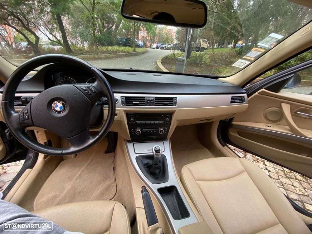 BMW 320 d - 4