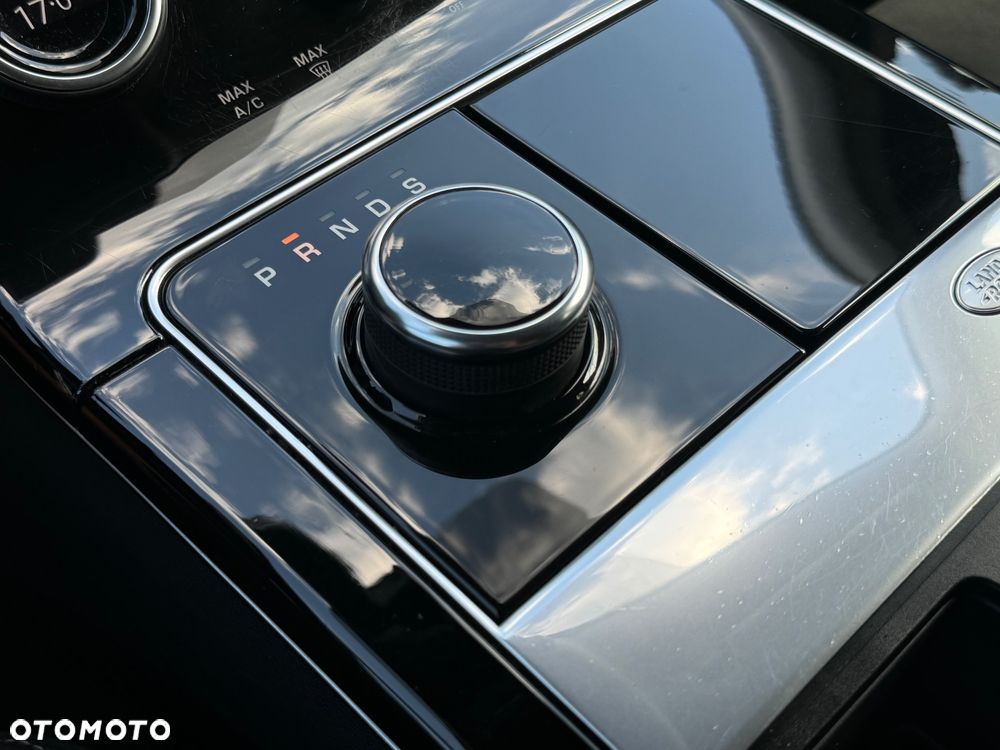 Land Rover Range Rover Velar P250 - 25