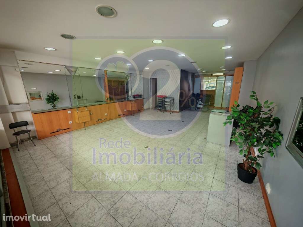 Loja Cacilhas bem localizada - Grande imagem: 2/12