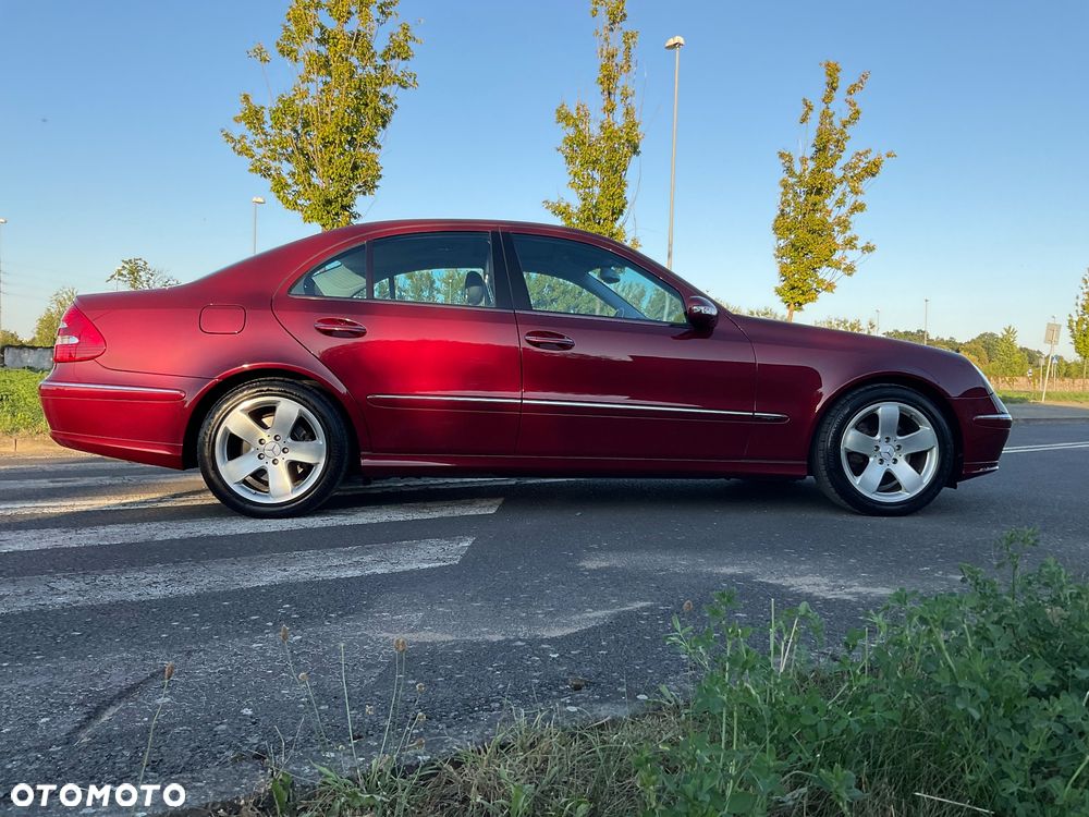 Mercedes-Benz Klasa E 500 Avantgarde - 16