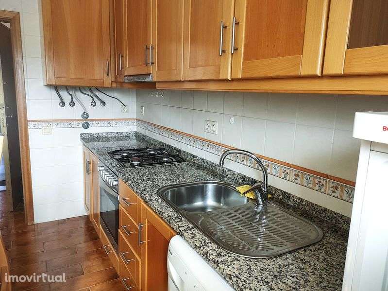 T1 no centro de Eiras. - Grande imagem: 2/8