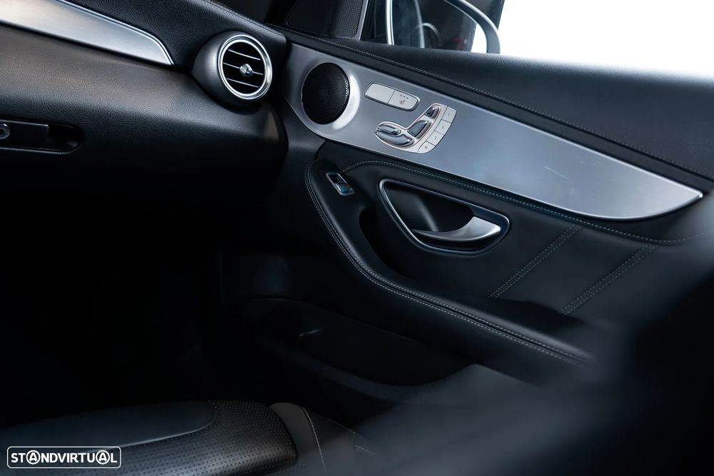 Mercedes-Benz C 63 AMG S - 25