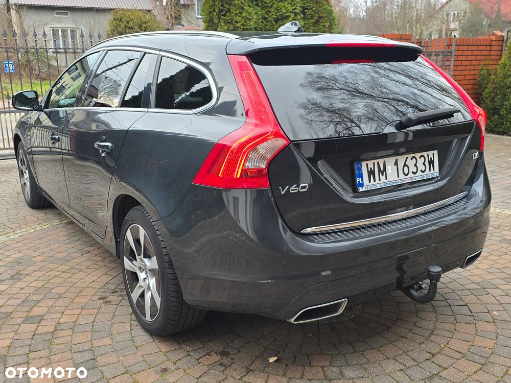 Volvo V60 D6 AWD Plug-in Hybrid Summum - 21