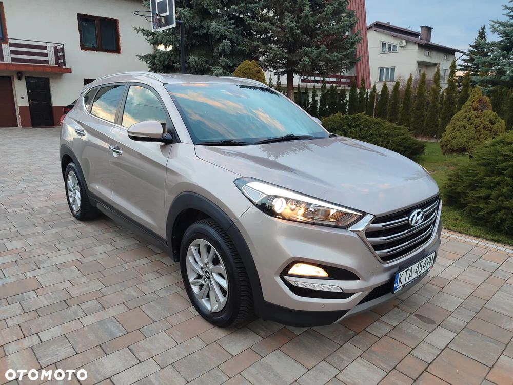 Hyundai Tucson blue 1.7 CRDi 2WD Style - 11