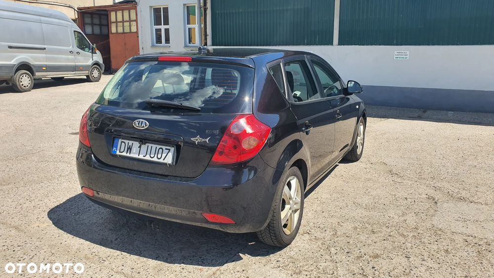 Kia Ceed 1.6 Crdi Comfort - 16