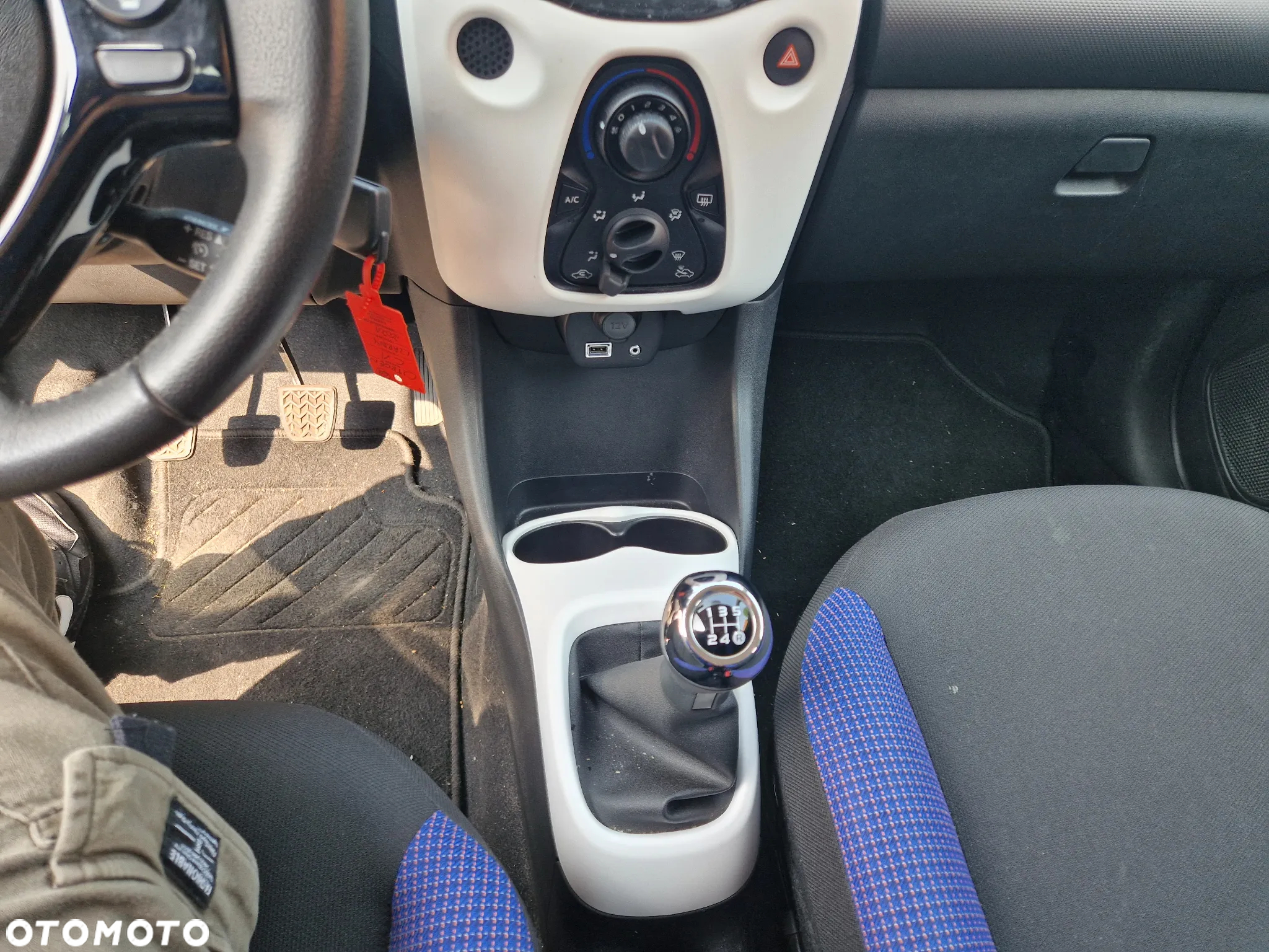 Citroën C1 AIRSCAPE VTi 72 SHINE - 22
