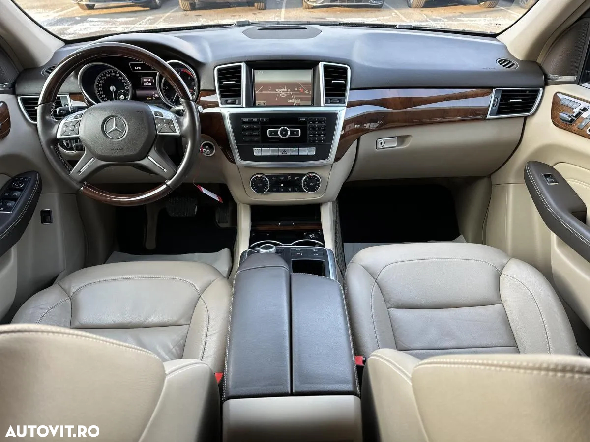 Mercedes-Benz ML 350 BlueTec 4MATIC Aut - 11