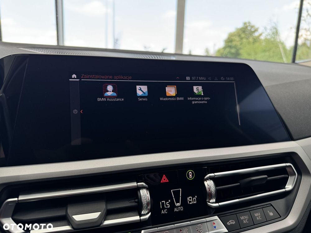 BMW Seria 3 318i Advantage - 34
